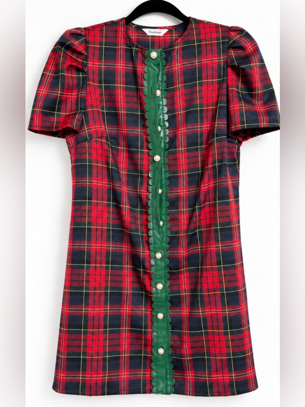 Vintage Style Red Green Tartan Plaid Dress Pearl Buttons Puff Sleeves
Descripti